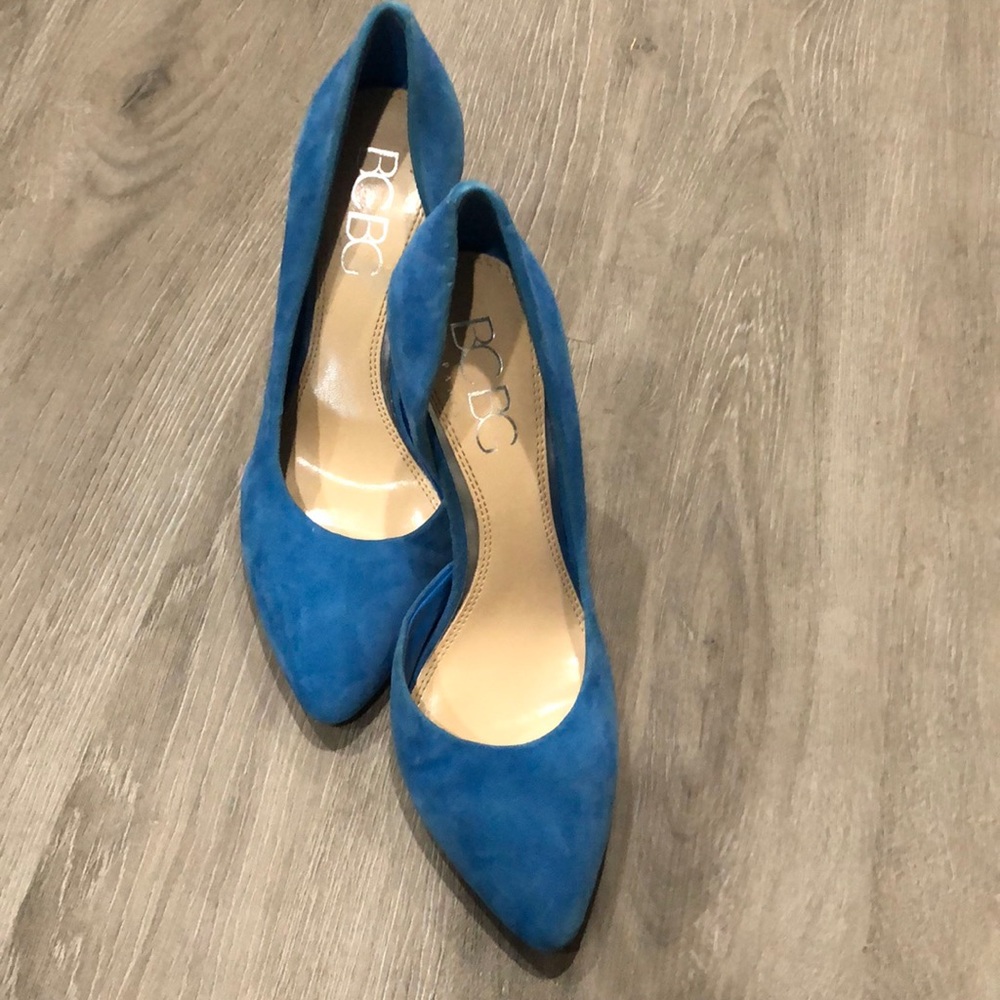 Sz 8.5 BCBG Blue Suede Shoes- Never Worn!